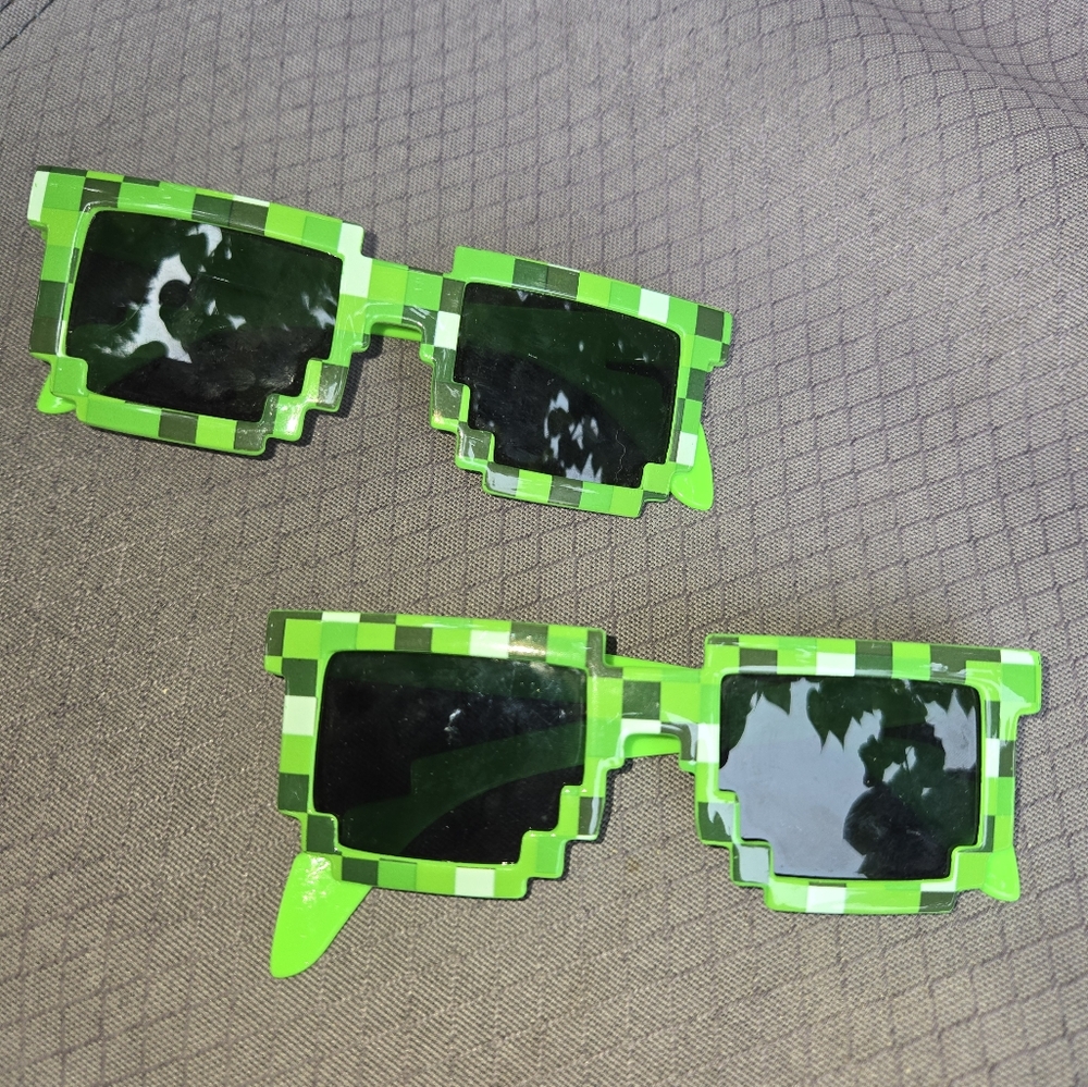 X2 Minecraft - Pixel Gamer Sunglasses - Children's Pixel Eyewear Eyeglasses